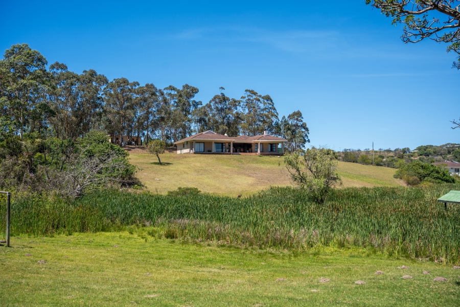 Commercial Property for Sale in Crossways Eastern Cape